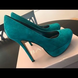 Teal women’s faux suede platform heels